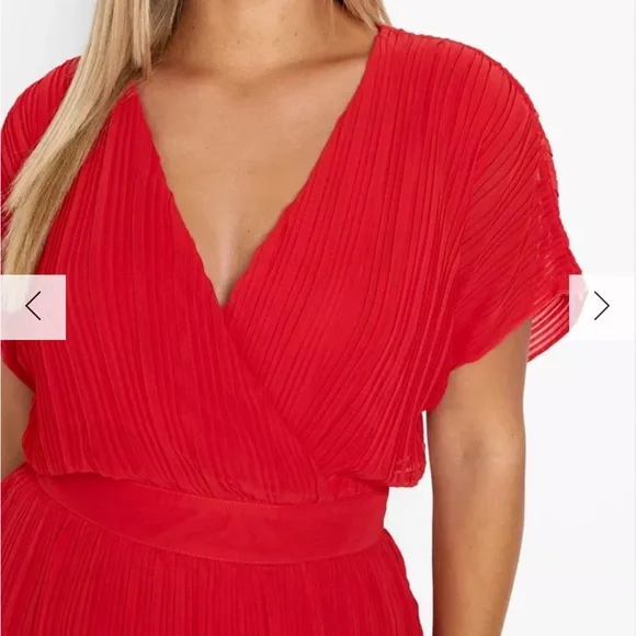 Boohoo Size 20 red dress, fits like a size 18. Worn once for 2 hours. - Picture 6 of 14